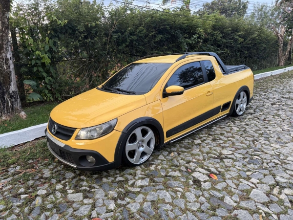 SAVEIRO CROSS  AMARELA 