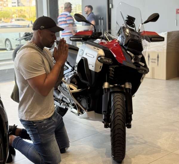 BMW 1300 Adventure 2025 